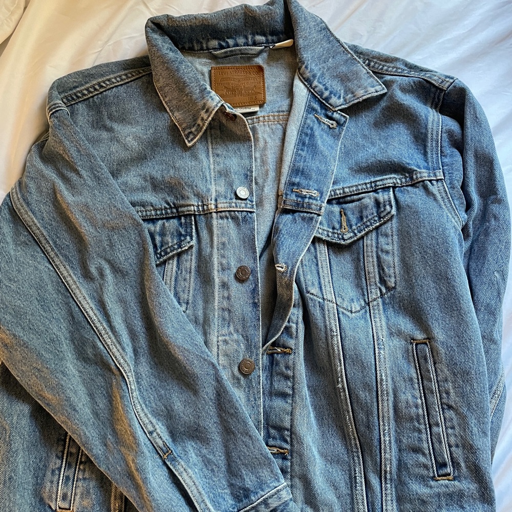 Levi’s Oversized Denim Jacket